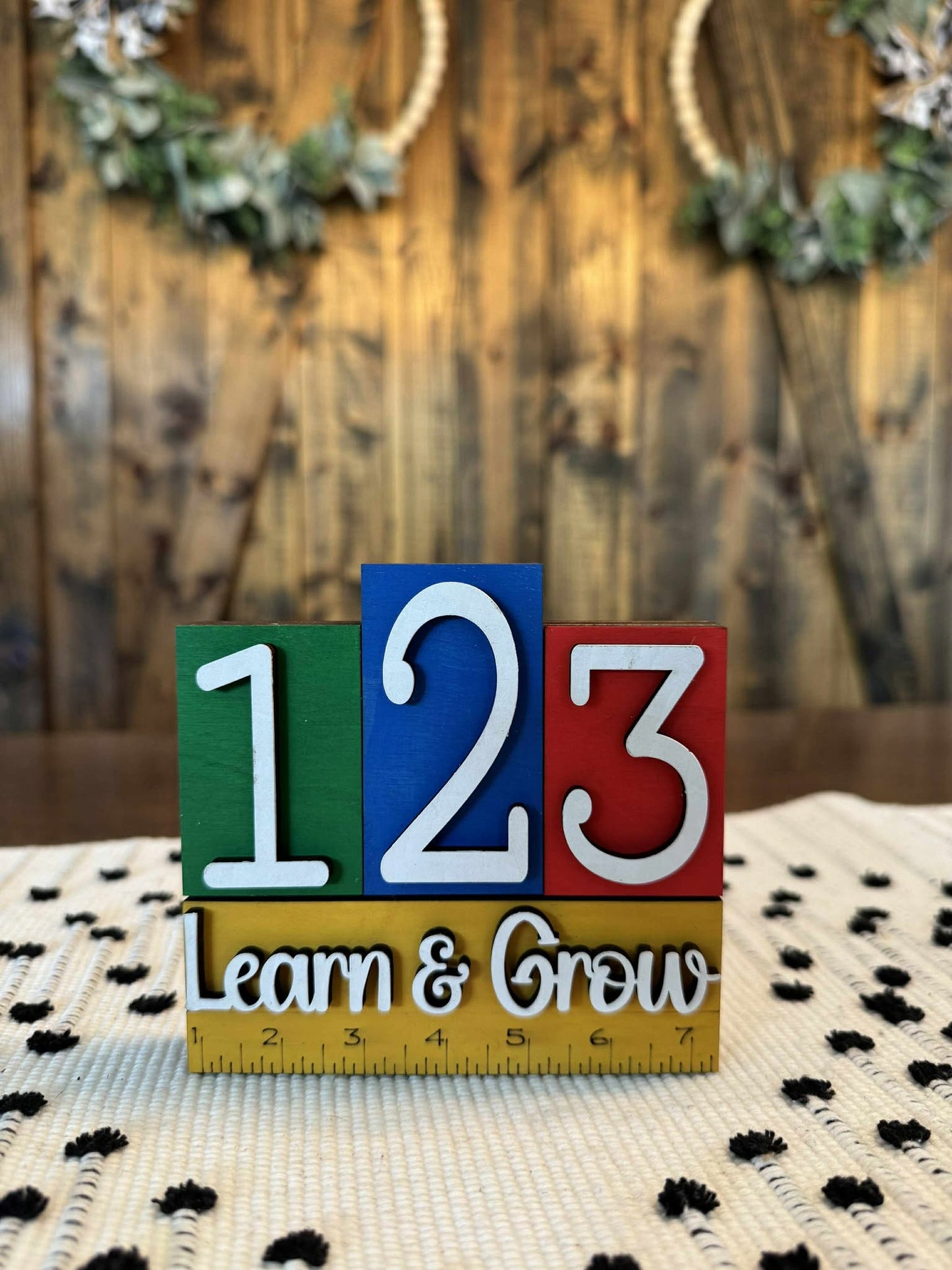 3D Standing School Displays