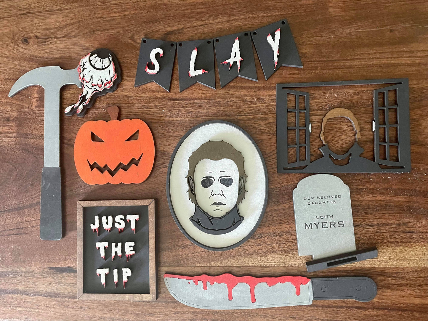3D Tiered Tray Decor - Michael Myers