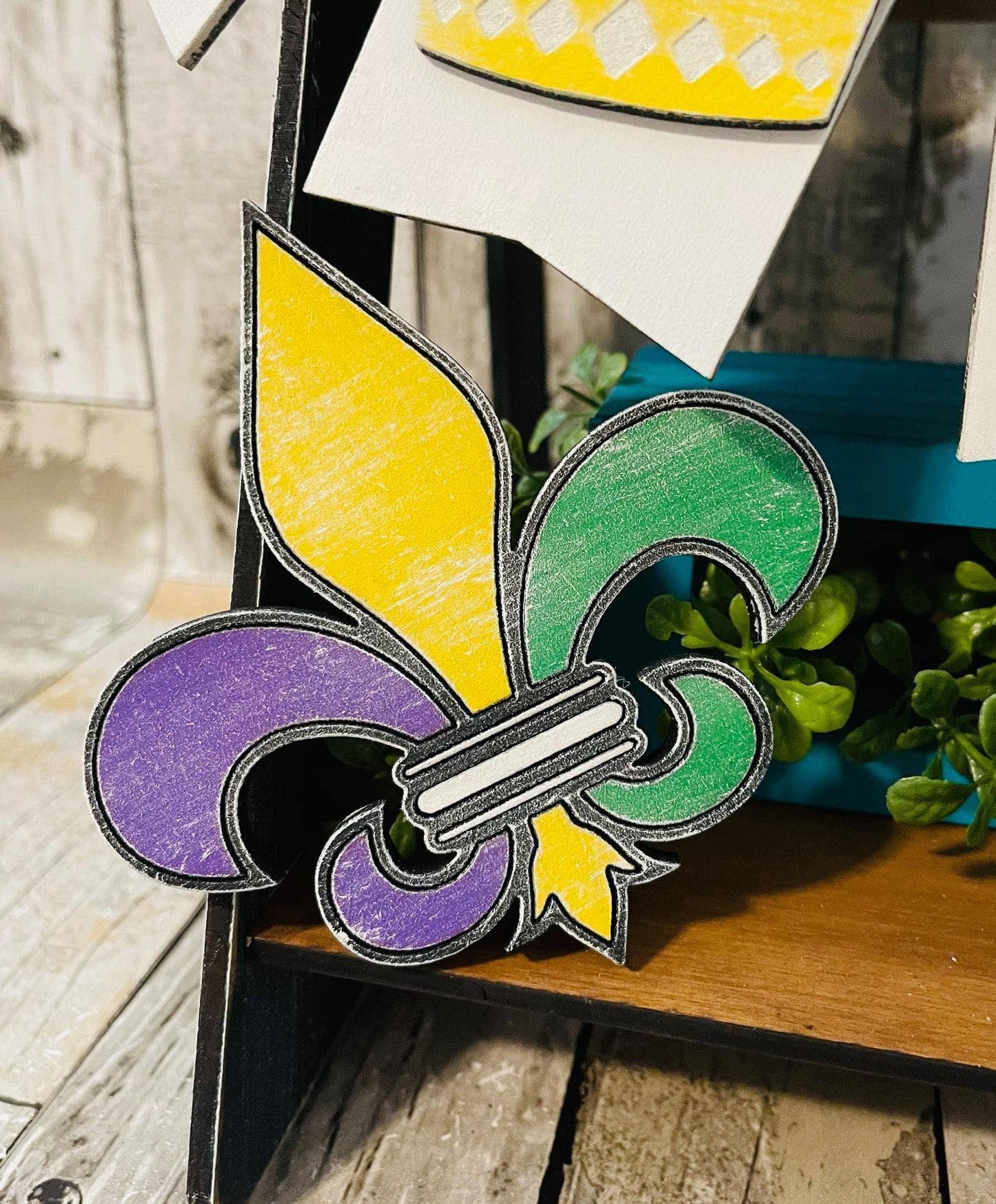 3D Tiered Tray Decor - Mardi Gras