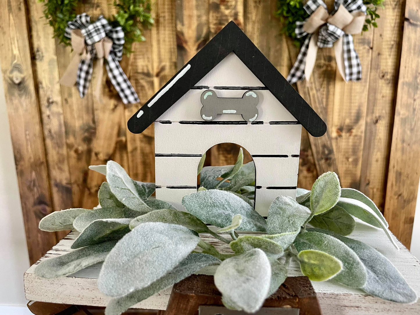 3D Tiered Tray Decor - Dog Plaid