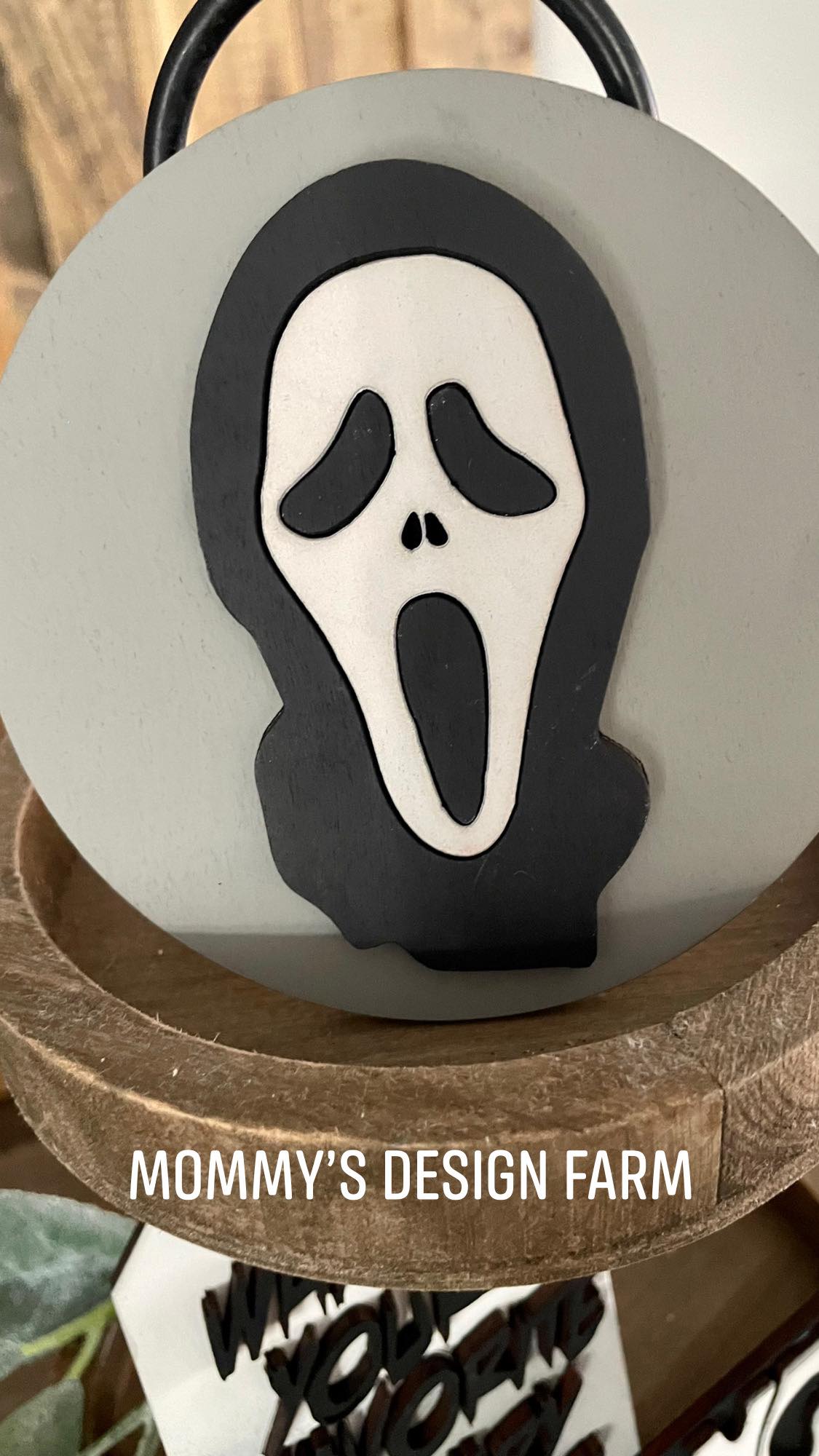 3D Tiered Tray Decor - Scream