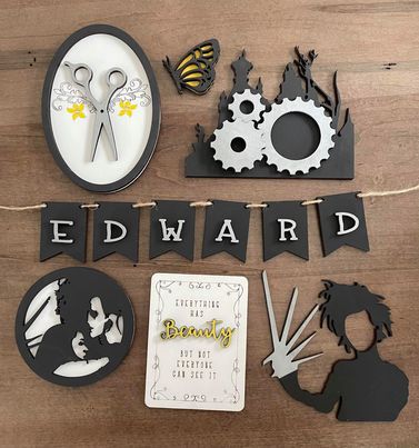 3D Tiered Tray Decor - Edward Scissorhand