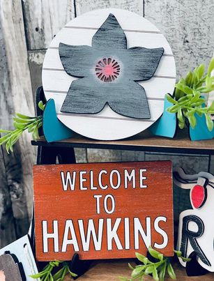 3D Tiered Tray Decor - Stranger Things