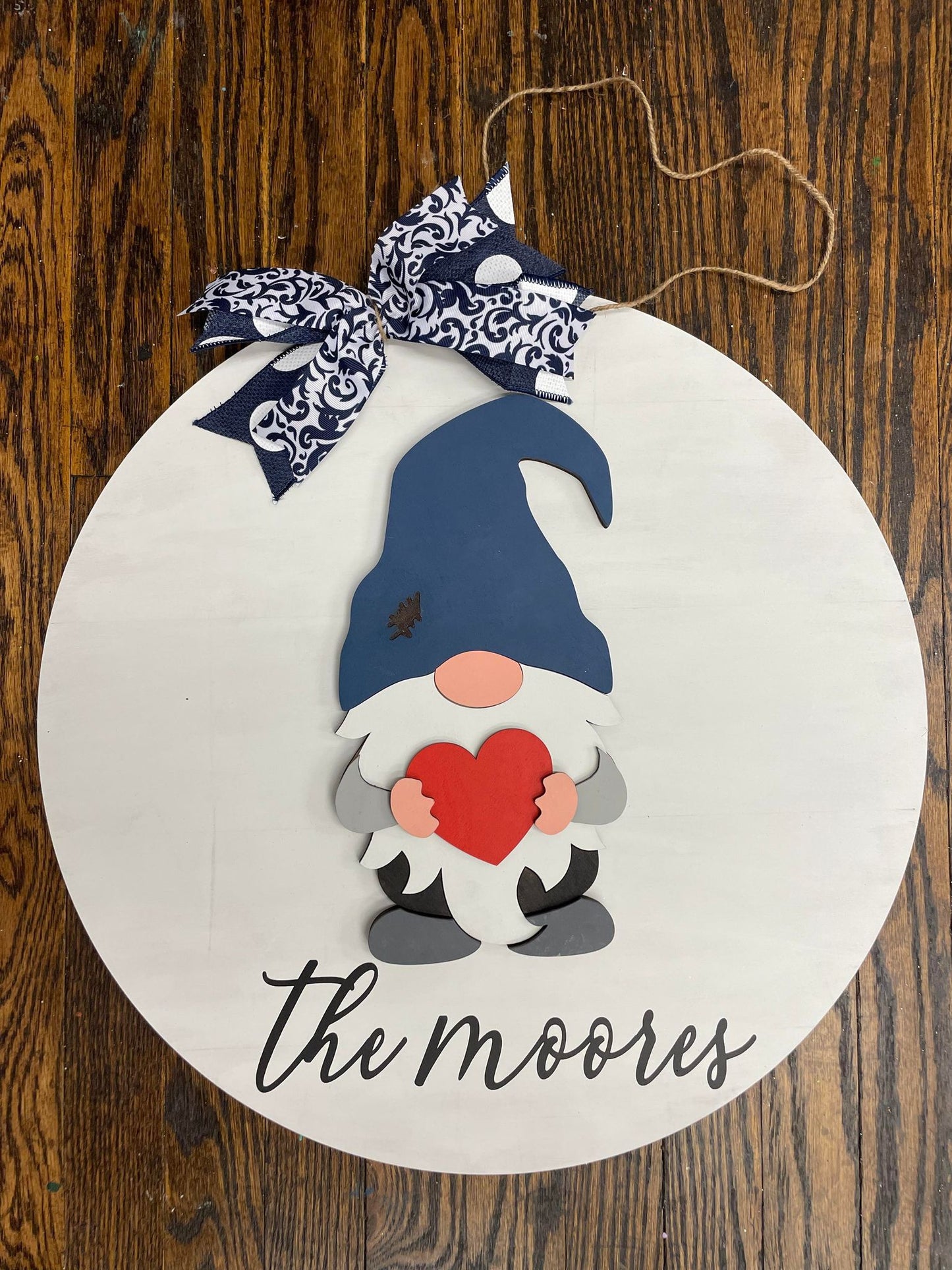 3D Seasnonal Interchangeable Gnome with family name Door hanger