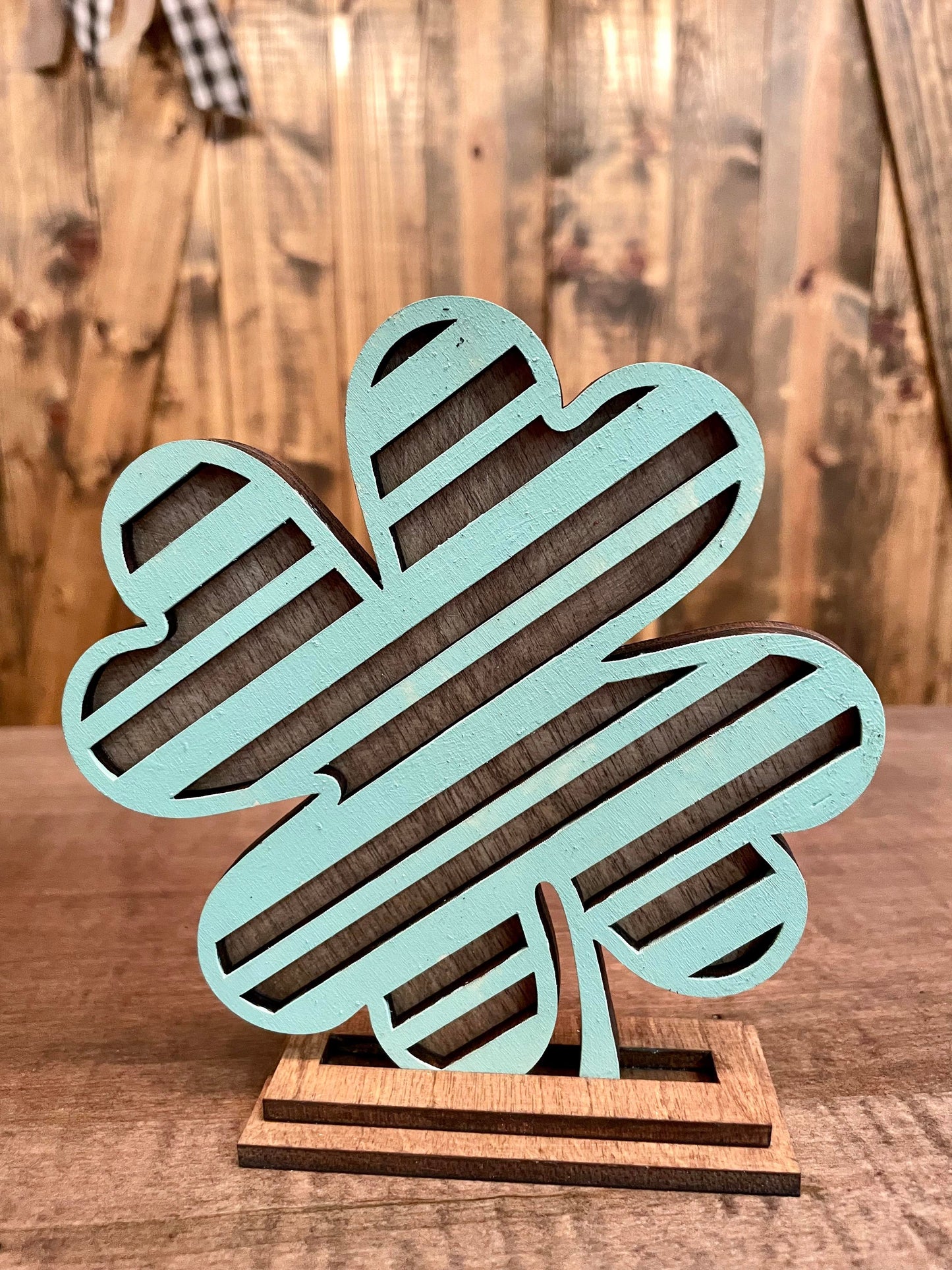 3D Decorative Standing Clovers