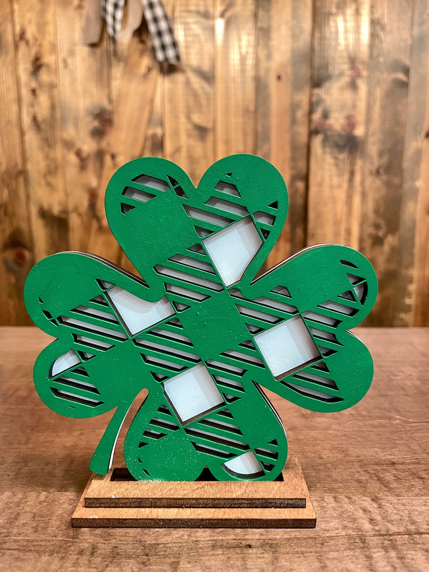 3D Decorative Standing Clovers