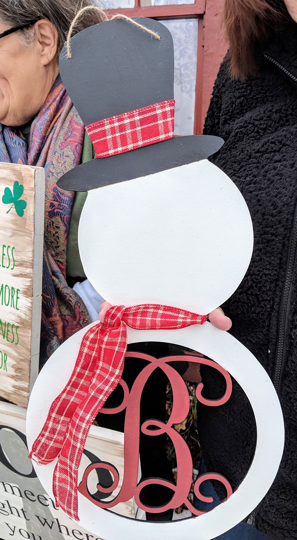 Door hanger snowman with letter