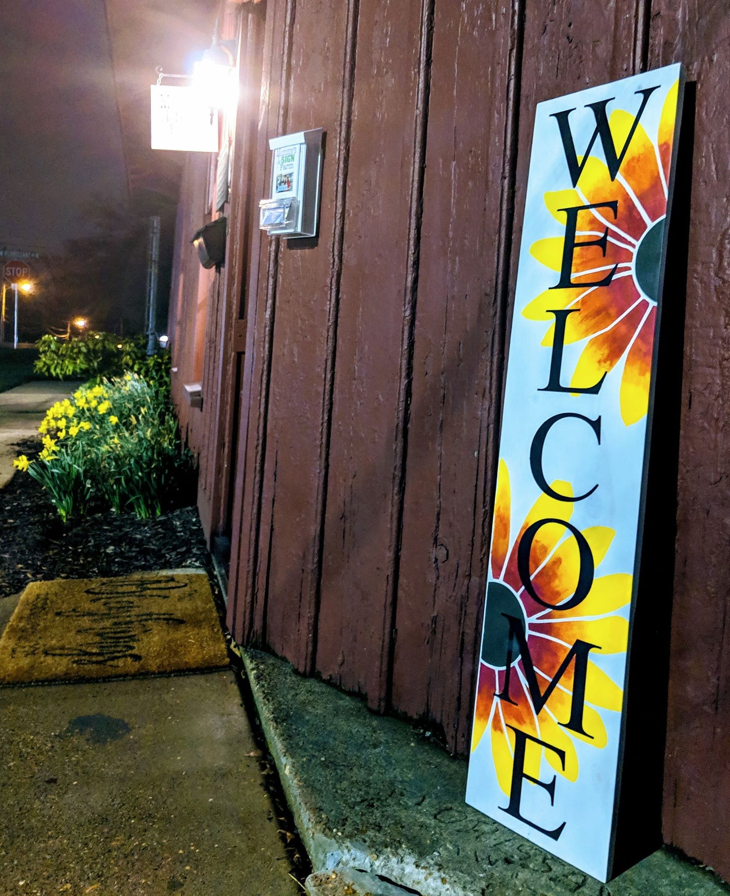 Welcome with Daisy