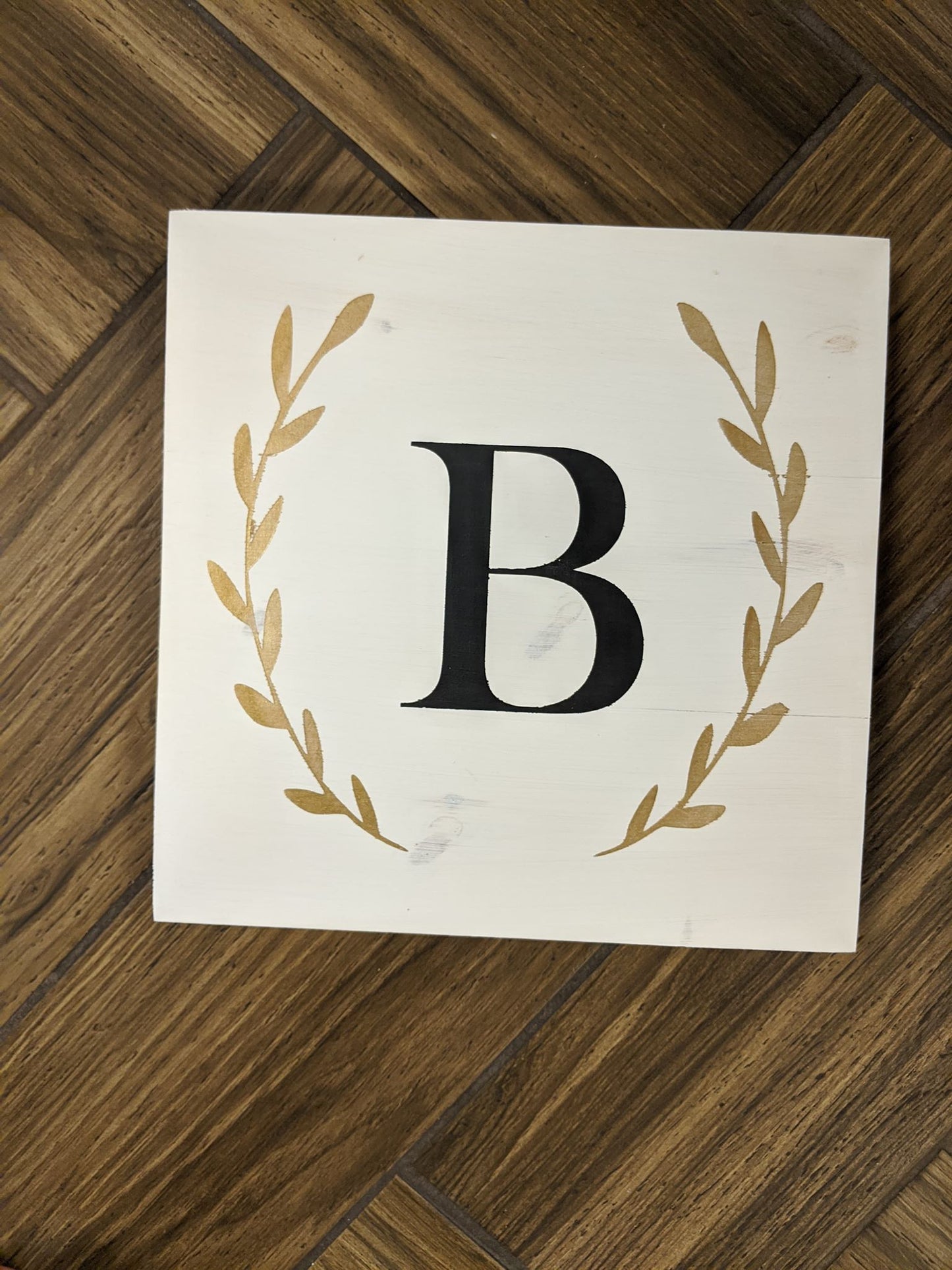 laurel with Letter