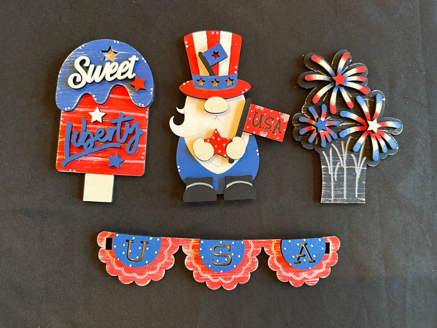 3d Interchangeable Wagon INSERTS - Summer and Patriotic