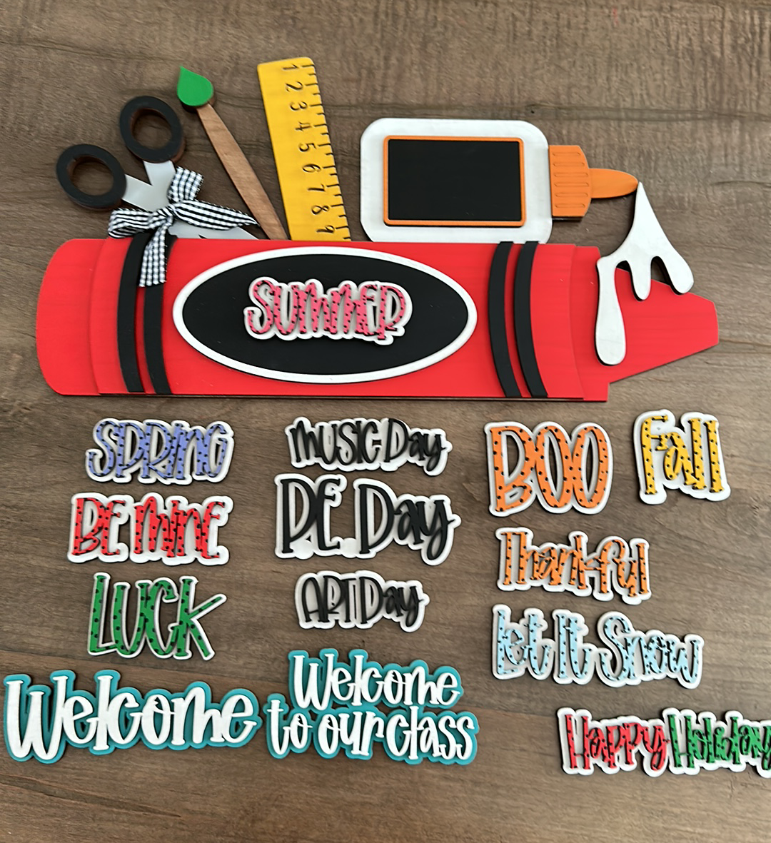 3D Interchangeable Decor - School Crayon