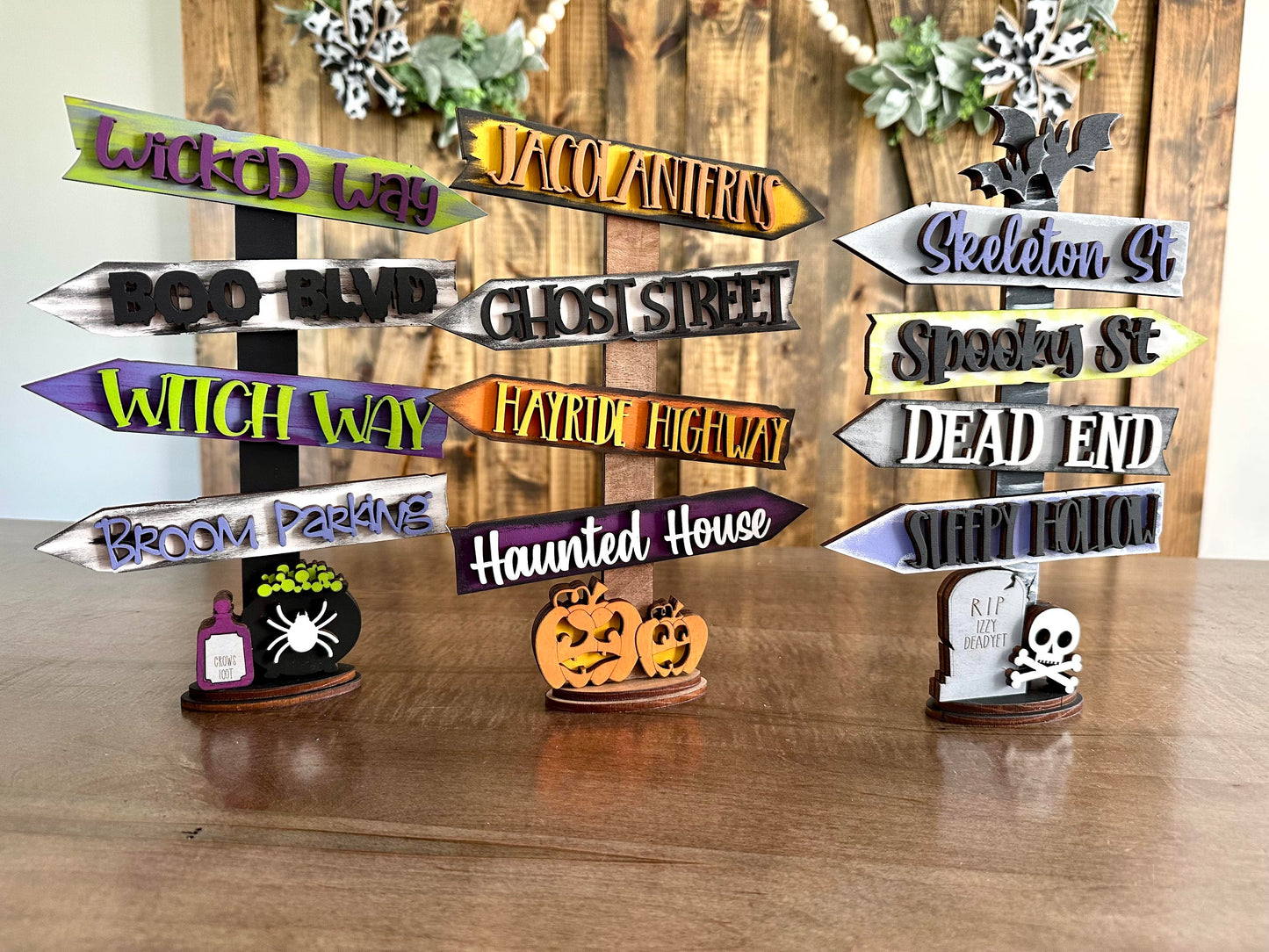 3D Seasonal Directional Signs