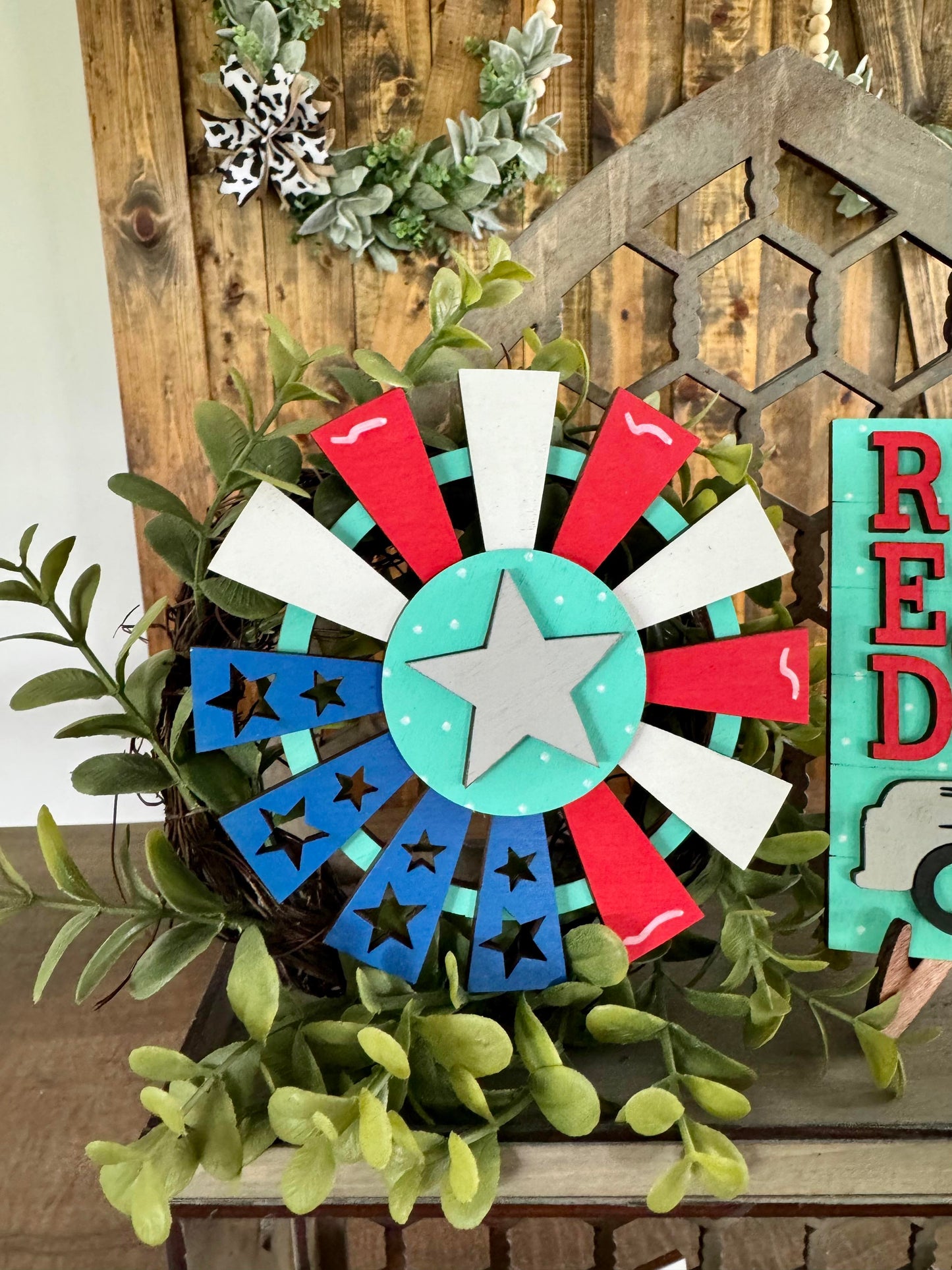 3D Tiered Tray Decor - Patriotic Farm