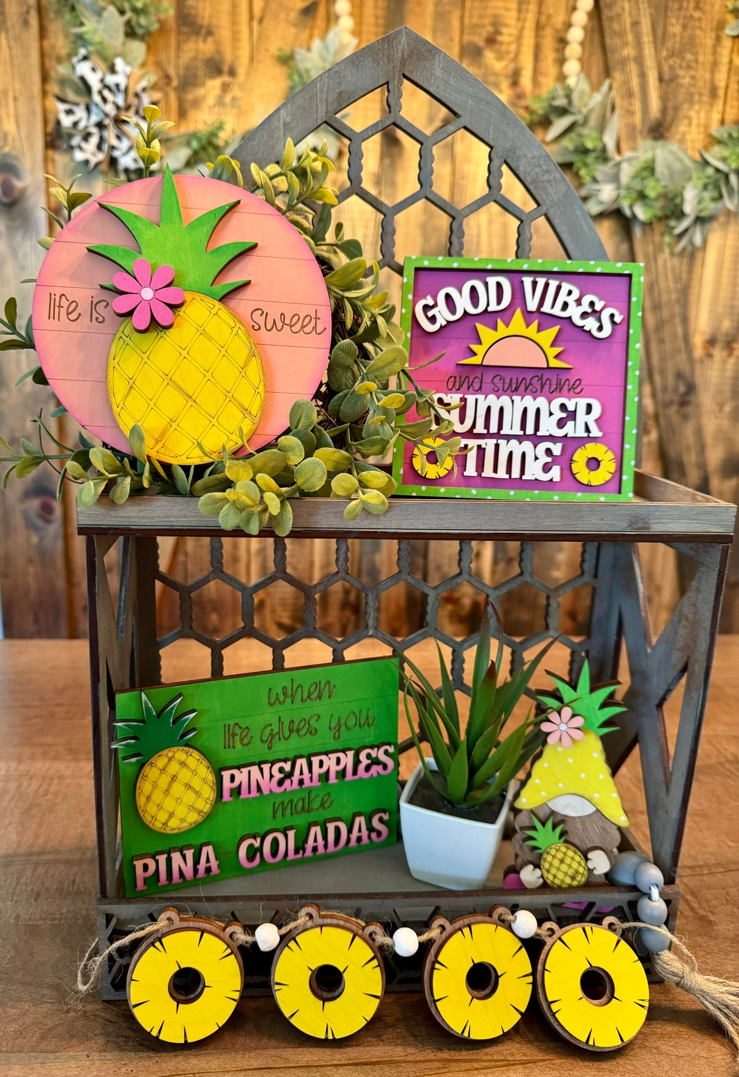 3D Tiered Tray Decor - Pineapple