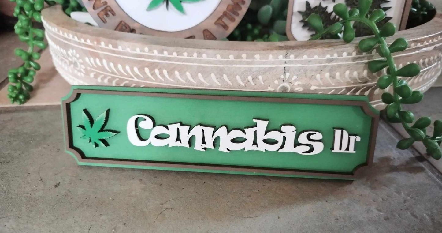 3D Tiered Tray Decor - Cannabis