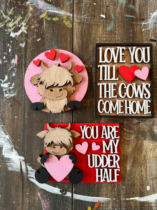 3D Tiered Tray Decor - Heart Cow