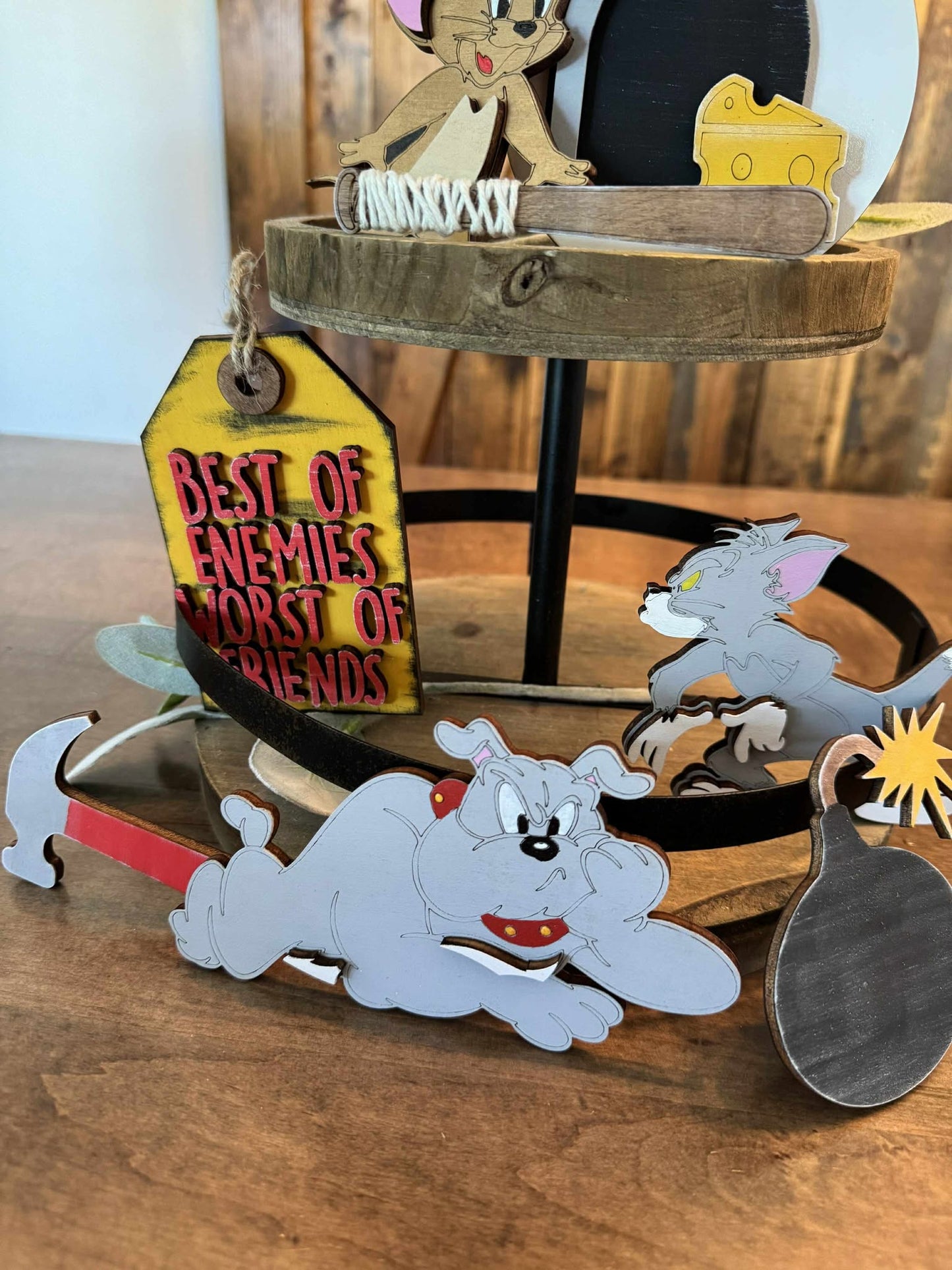 3D Tiered Tray Decor - Tom & Jerry