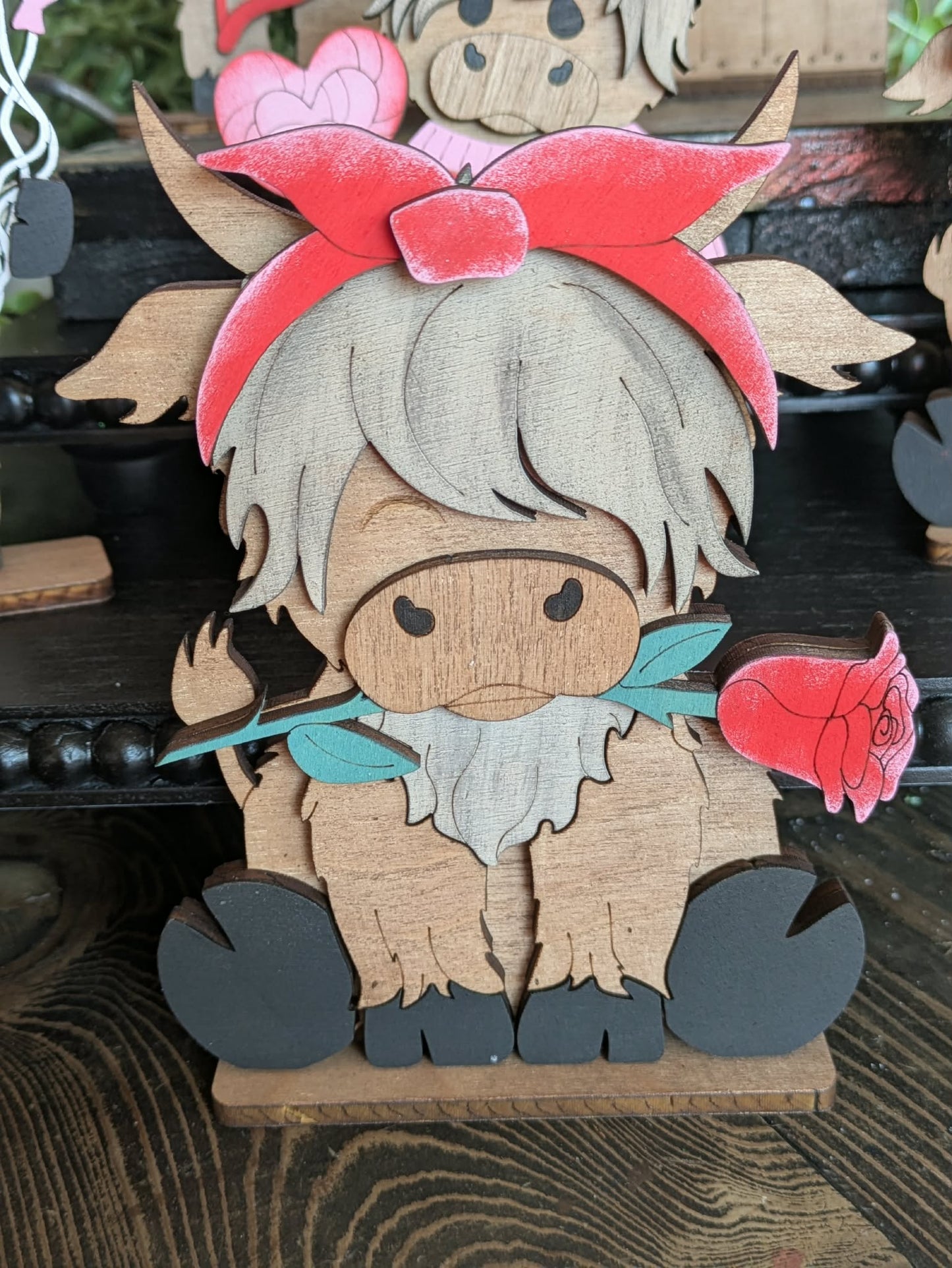 3D Standing Valentine's Day Cows