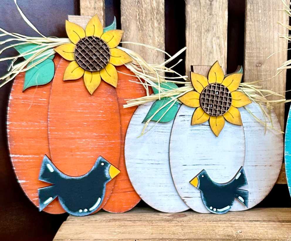 3D Freestanding Pumpkins with crow and sunflower