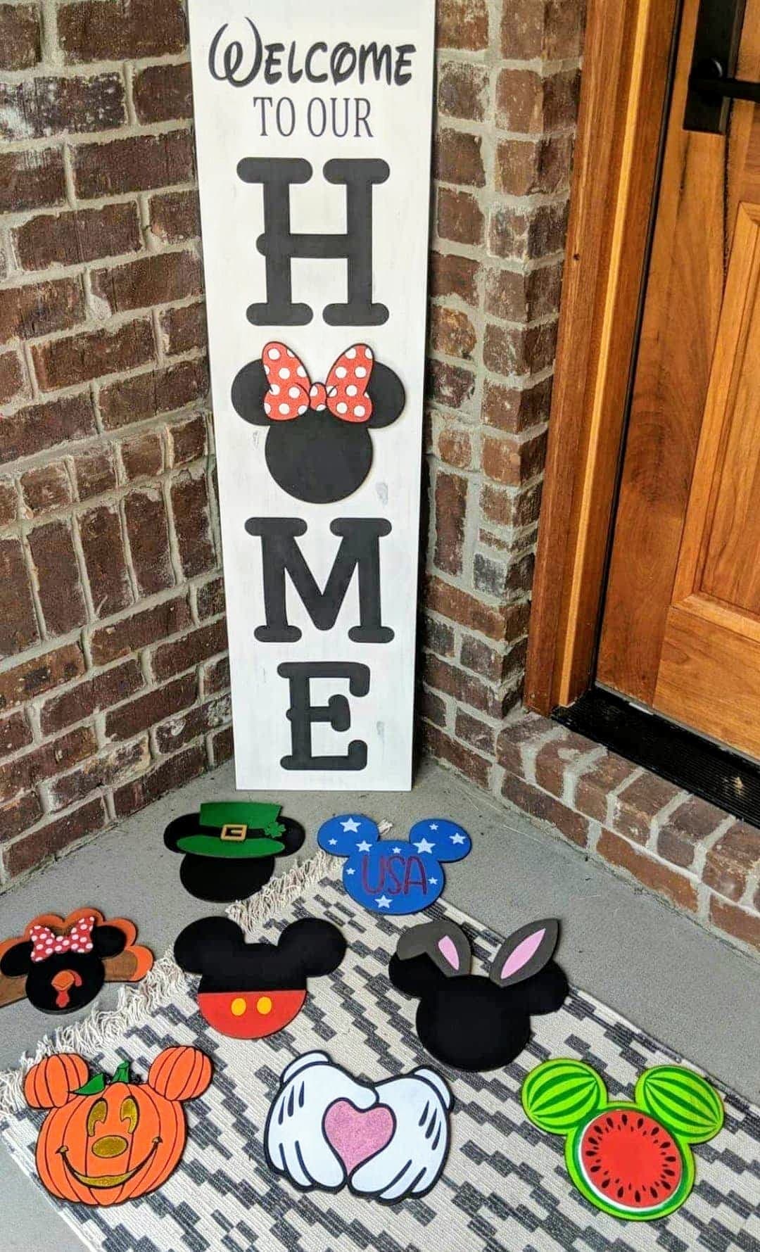 3D Seasonal Interchangeable Mouse Welcome to our Home Porch