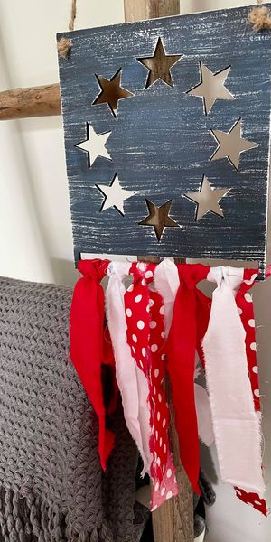 3D Star-Spangled Hanger