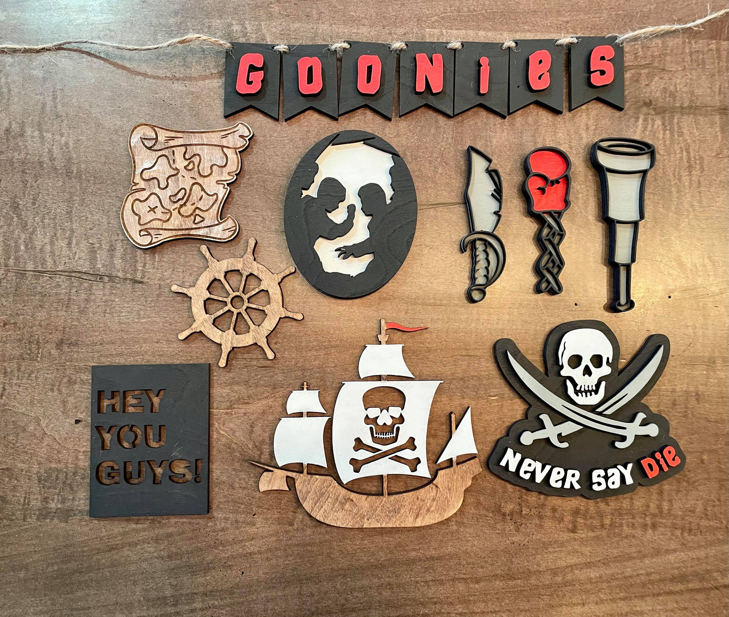 3D Tiered Tray Decor - Goonies