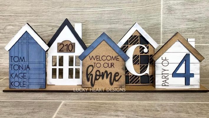 3D Standing Family Houses