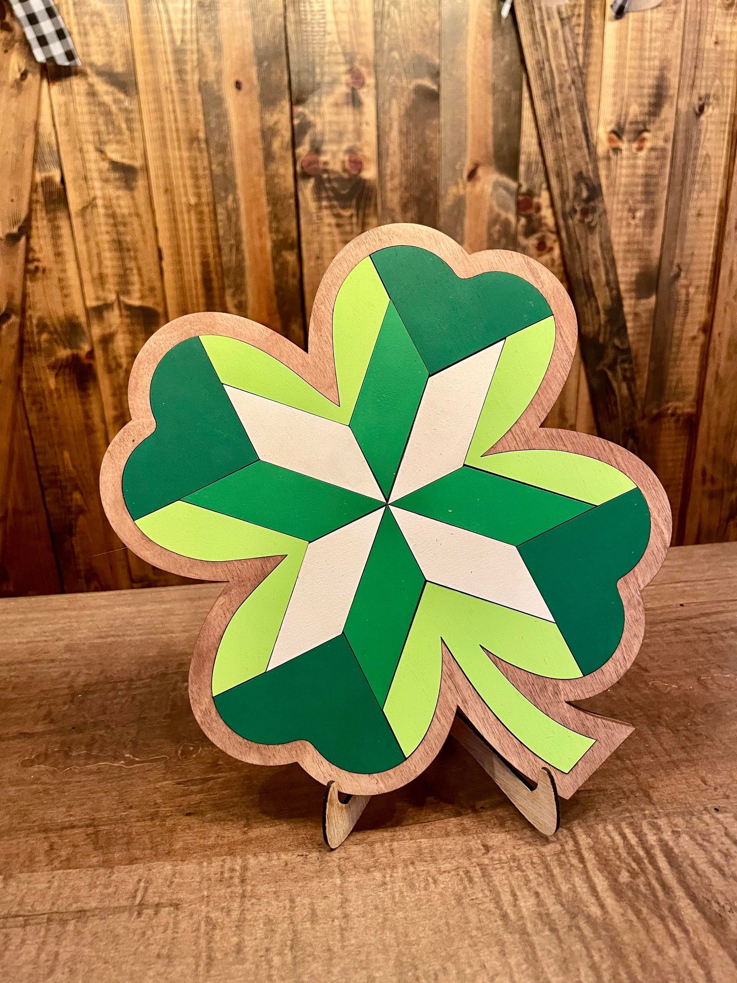 3D Barn Quilt Clover