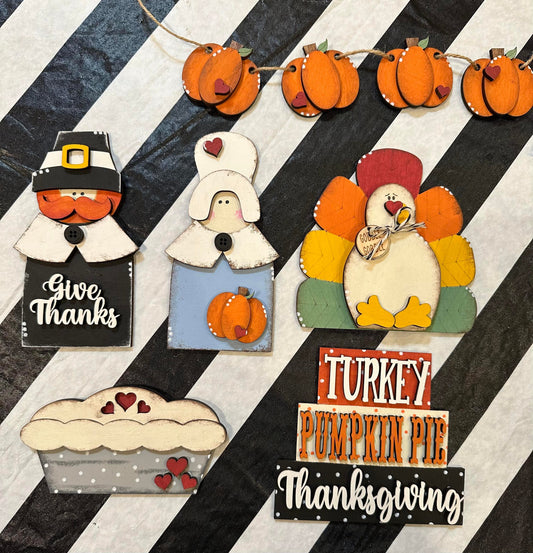 3D Tiered Tray Decor - Thanksgiving - Pilgrim