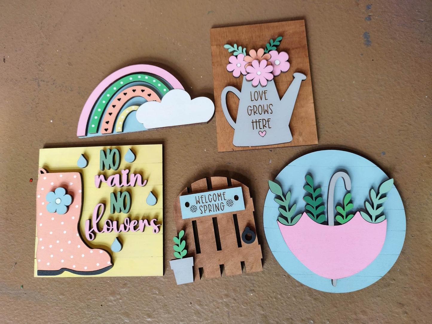 3D Tiered Tray Decor - Spring - No Rain No flowers