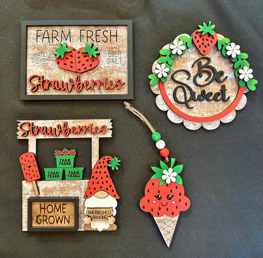 3D Tiered Tray Decor - Strawberry