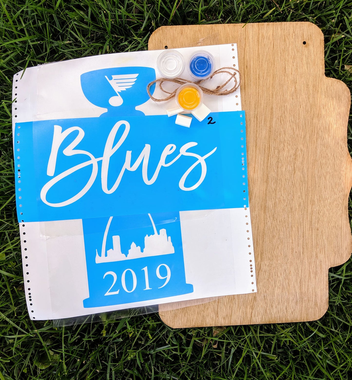 Door hanger take home sign kit