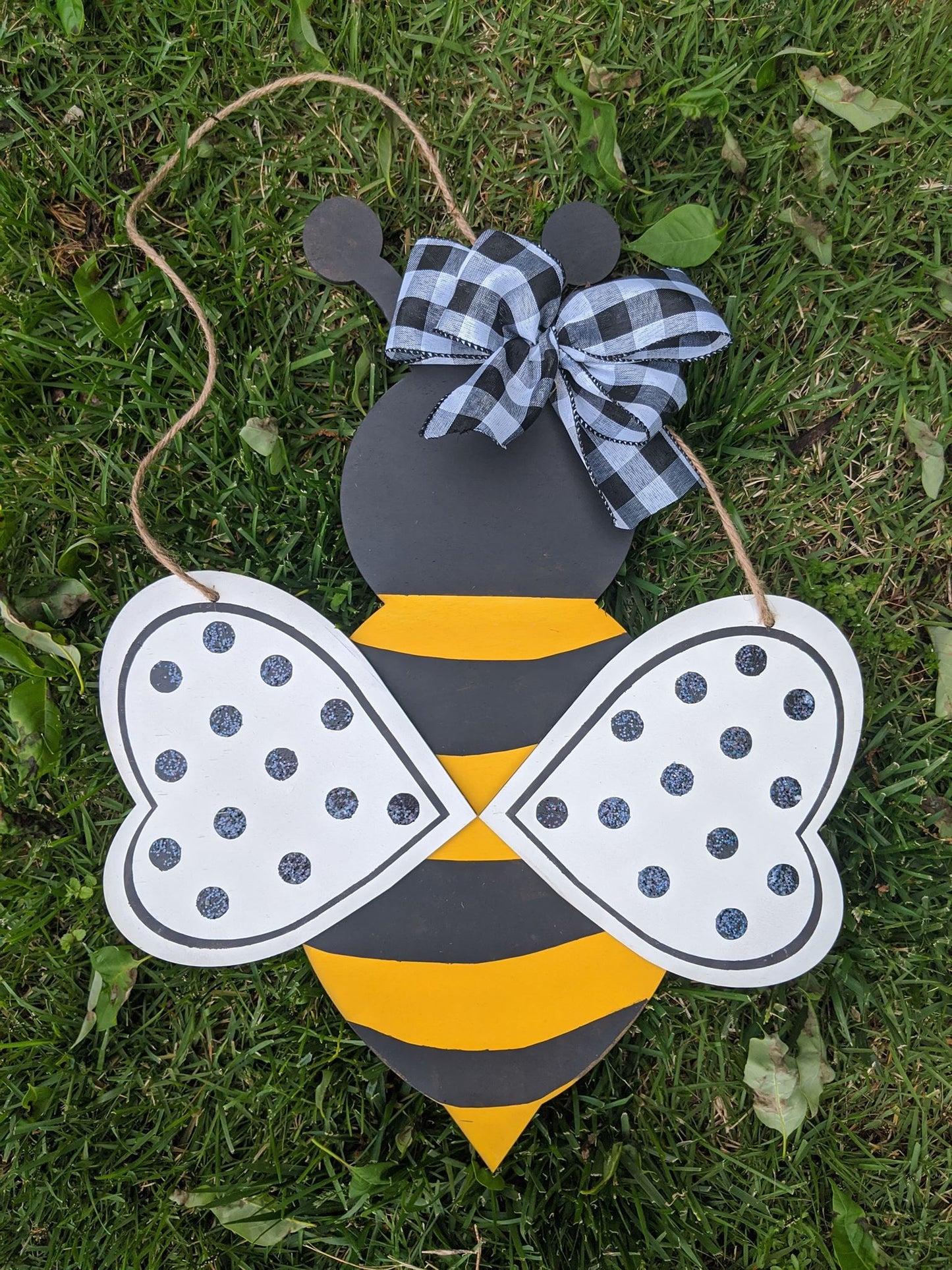 Door hanger - Bee