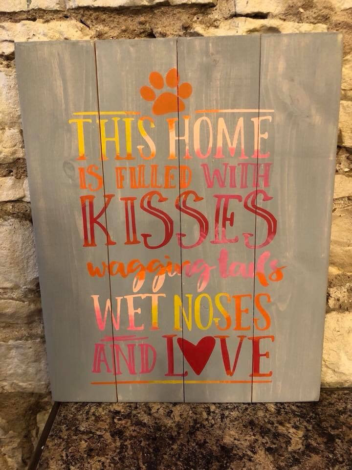 This home is filled with kisses -- Alternative design