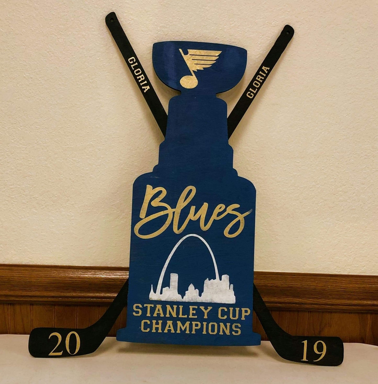 Door Hanger St Louis Blues Stanley Cup Champions 2019 with city skyline