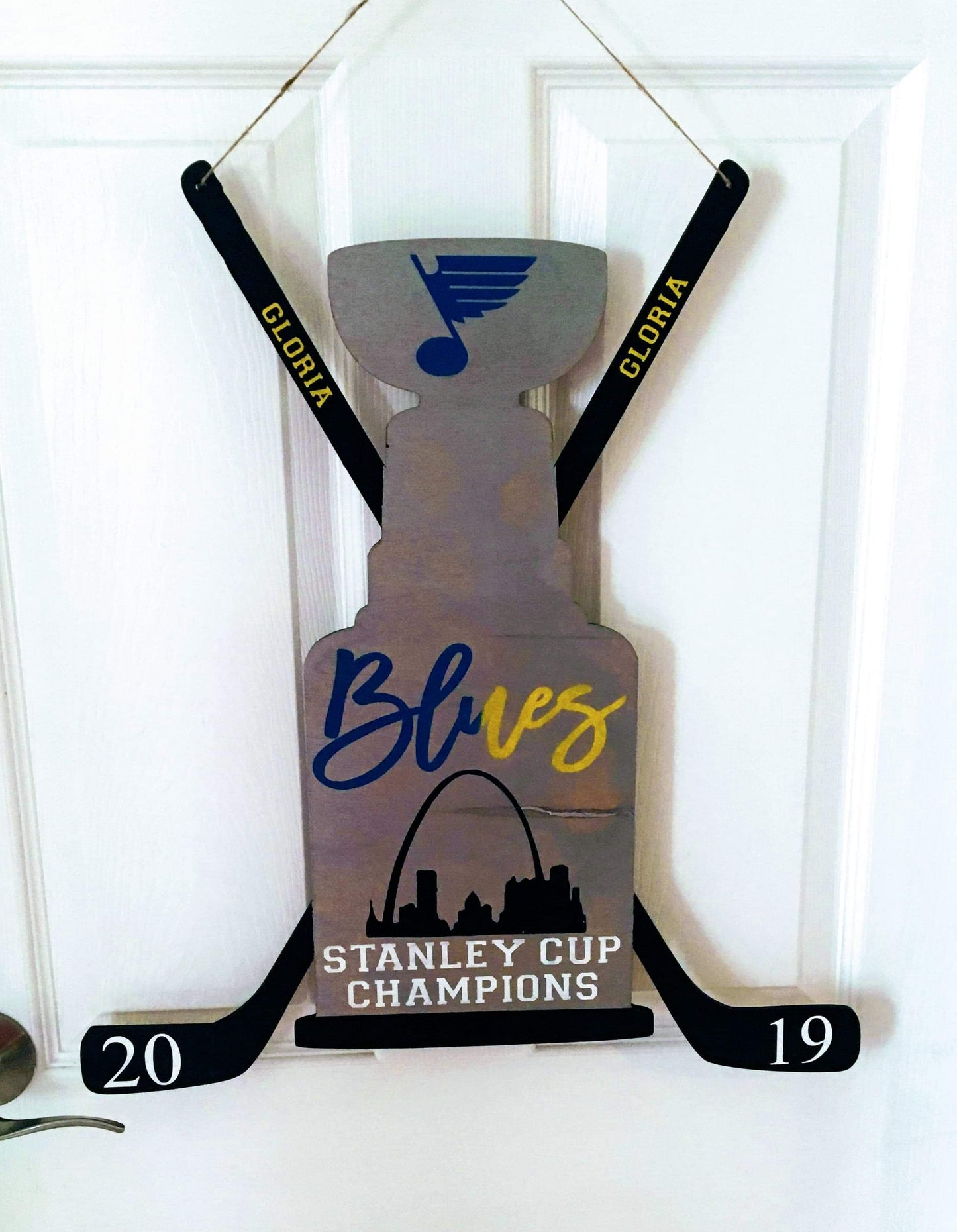 Door Hanger St Louis Blues Stanley Cup Champions 2019 with city skyline