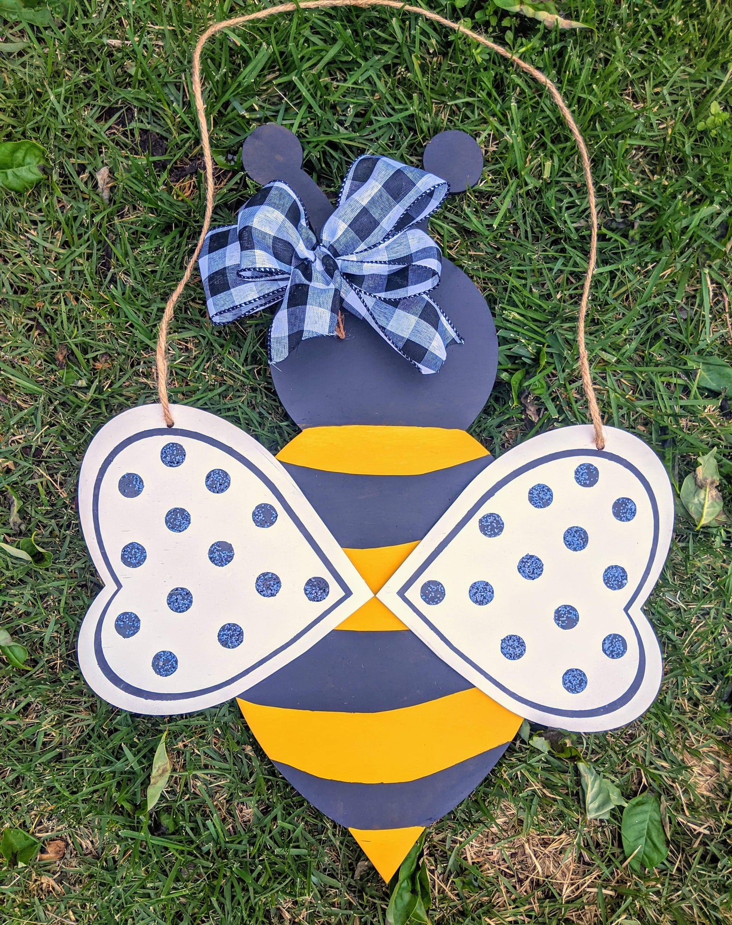 Door hanger - Bee